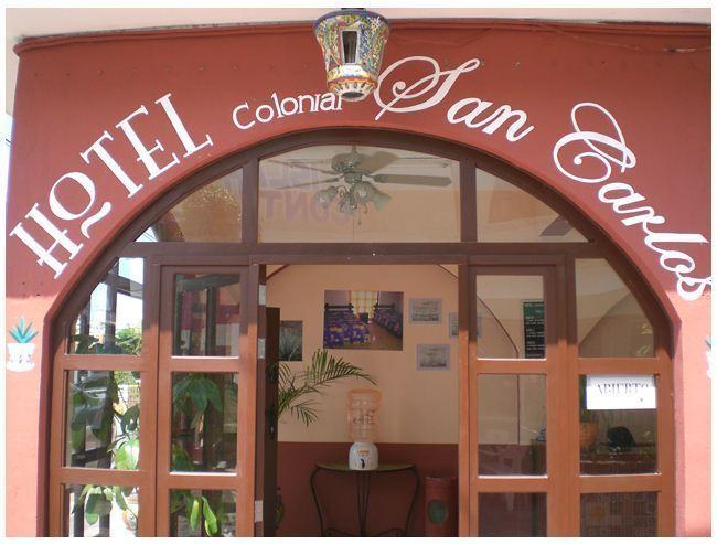 Hotel Colonial San Carlos Канкун Екстериор снимка